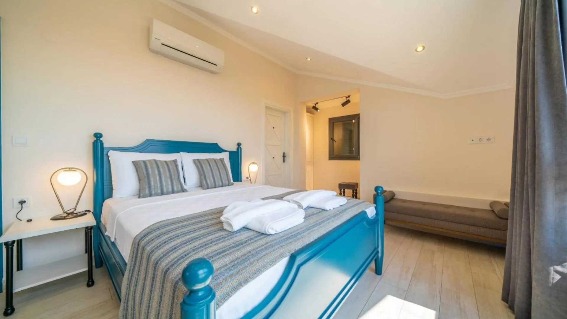Oludeniz 3 Bedroom Villa - 5115 Fethiye